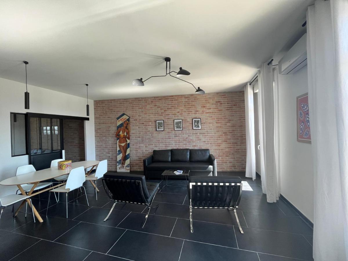 L'Appartement Sur Quai - En Face De La Criee 塞特港 外观 照片